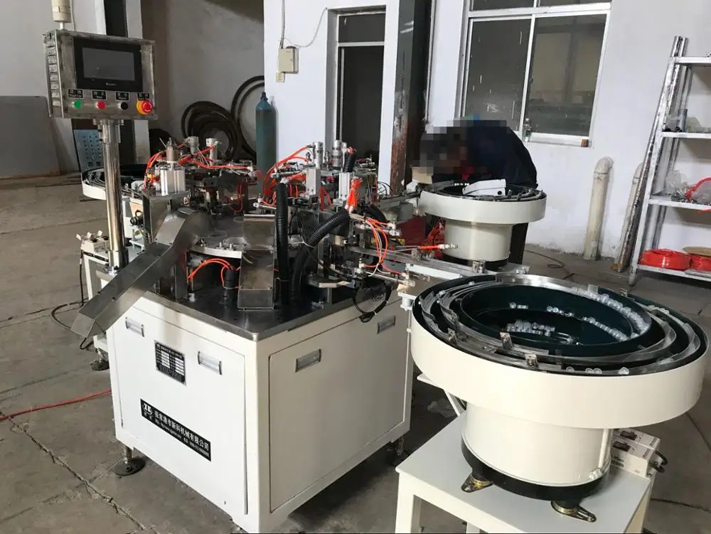 Sprayer nozzle assembly machine full automatic