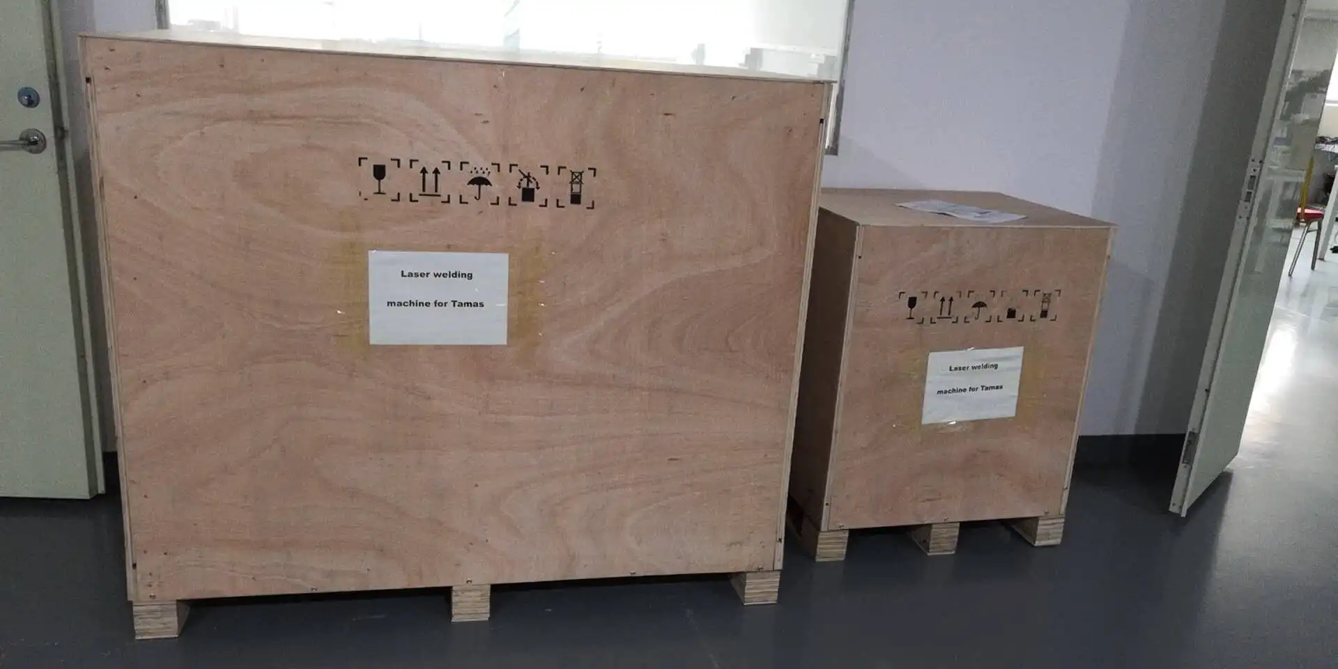 laser welding machine