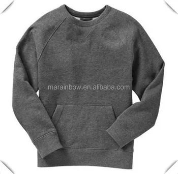 gray crewneck sweatshirt