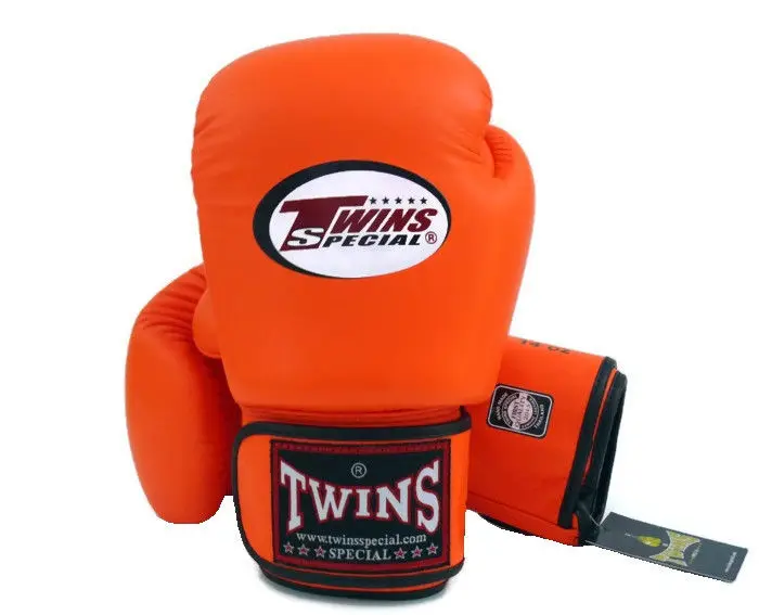 twins kickboxing gloves