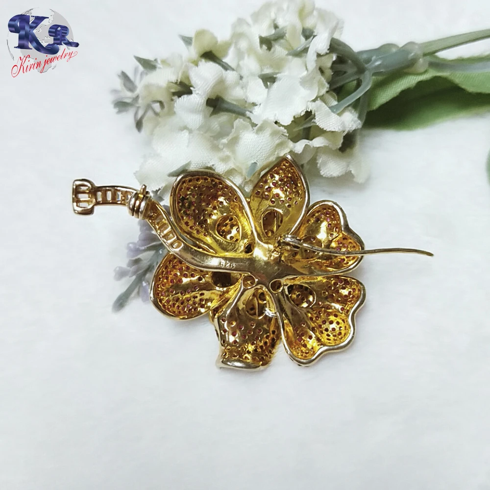 Hot selling very popular gold plated silver flower brooch