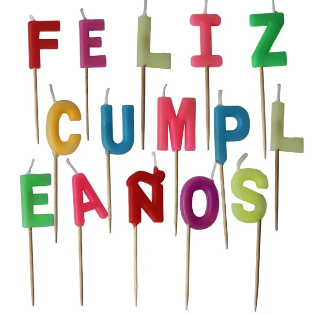 15 件 feliz cumpleanos 字母表生日蜡烛