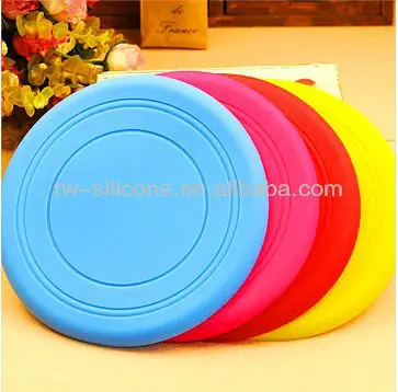 pet frisbee