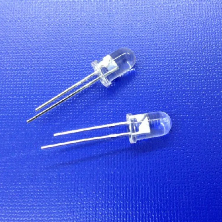 RoHS Certificated High Power 0.5W Ultra High Brightness 8-10lm Blue color 5mm Round Head Diode LED  30deg 2 pin in clear lens