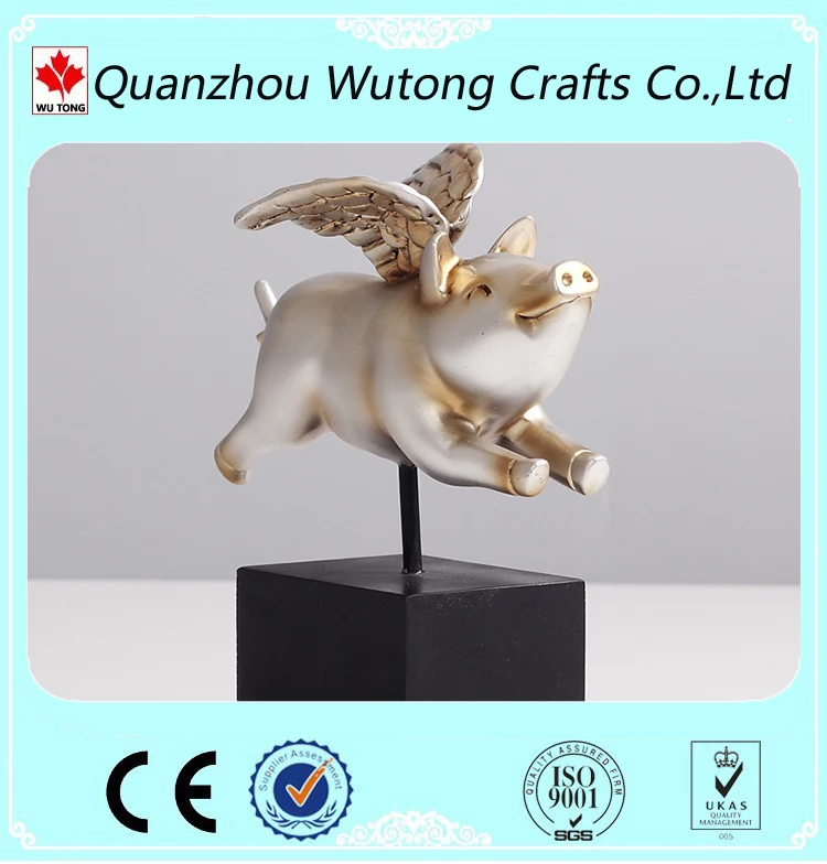 Wholesale Home Decor Golden Statues Resin Flying Pig Figurine