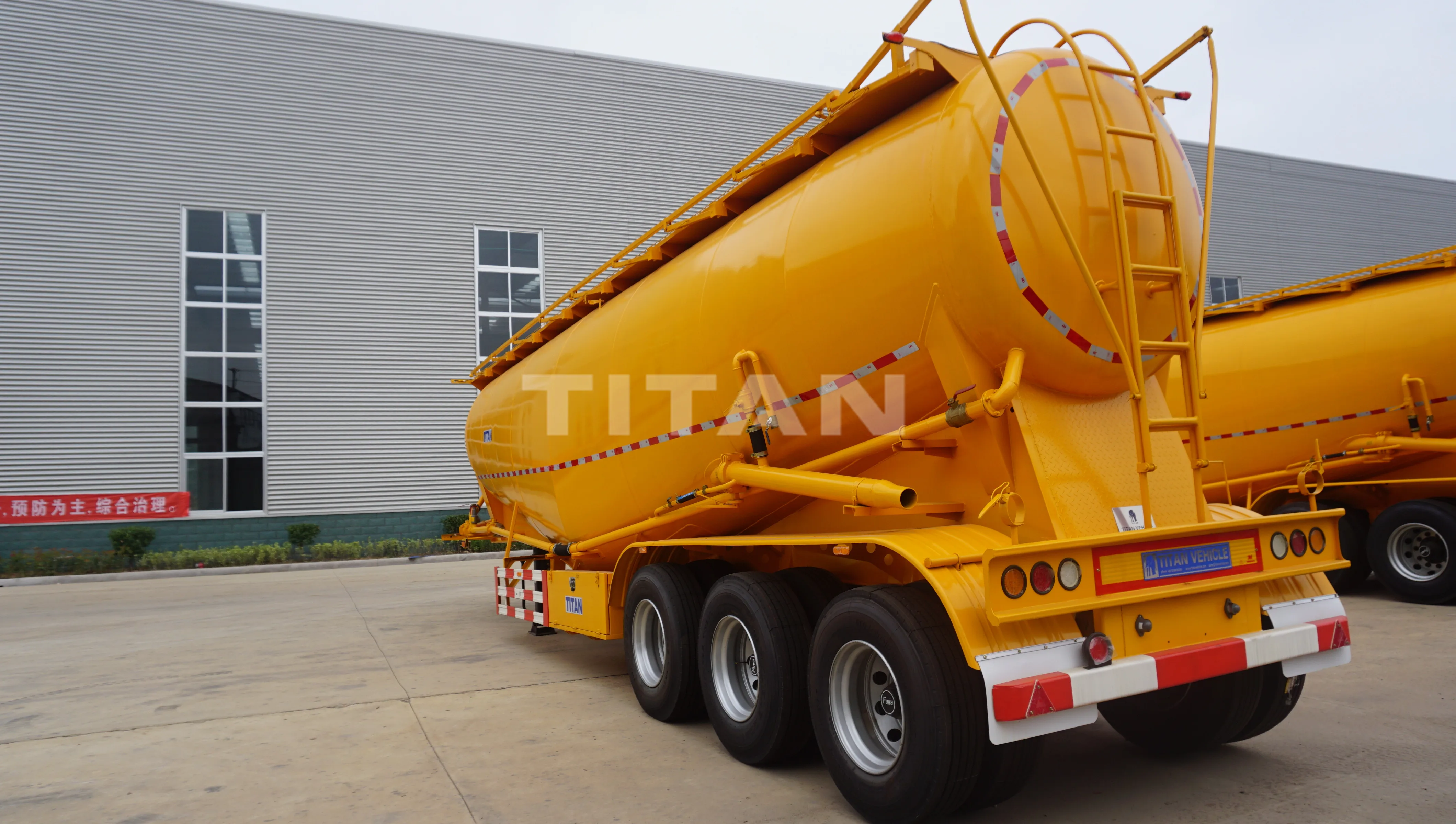 2 轴散装水泥坦克半挂车干燥散装水泥拖车