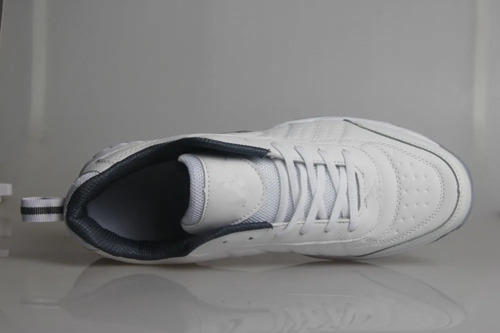 discount name brand tennis shoes