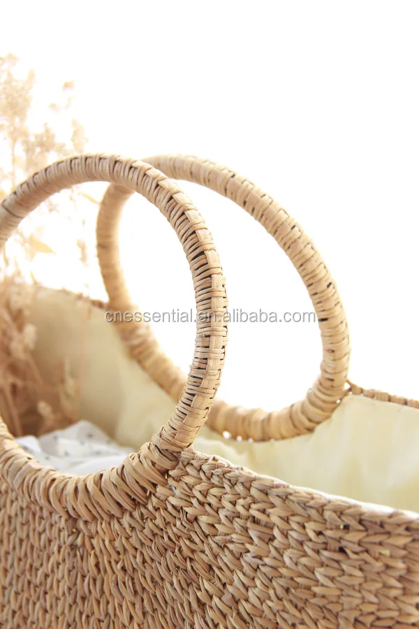 New Arrival Classic Design Square Yellow Grass Straw Bag With Round