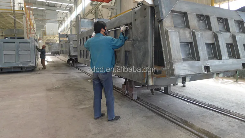 factory dump truck workshop5.jpg