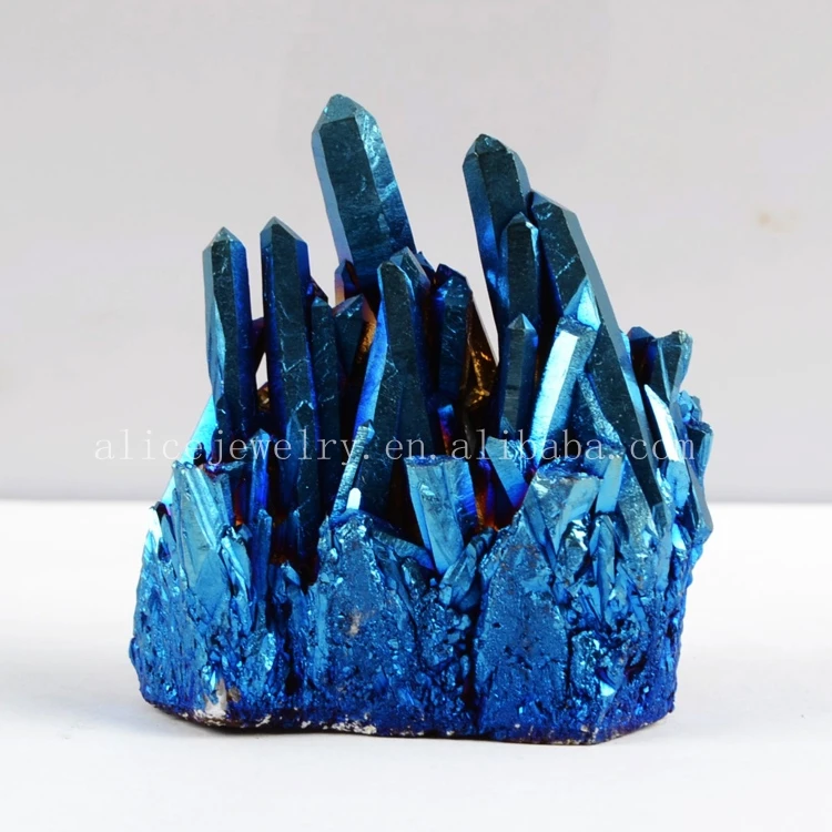 Ske crystal pro цена. Голубой Кристалл друза. Кварц Кристалл Рейнбоу. Синий кварц Кристаллы. Камень синий Аура кварц.