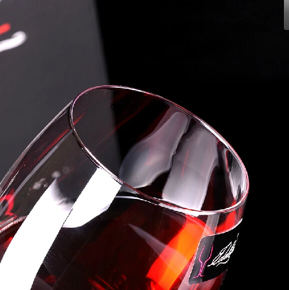 red wine glass 5 c.jpg