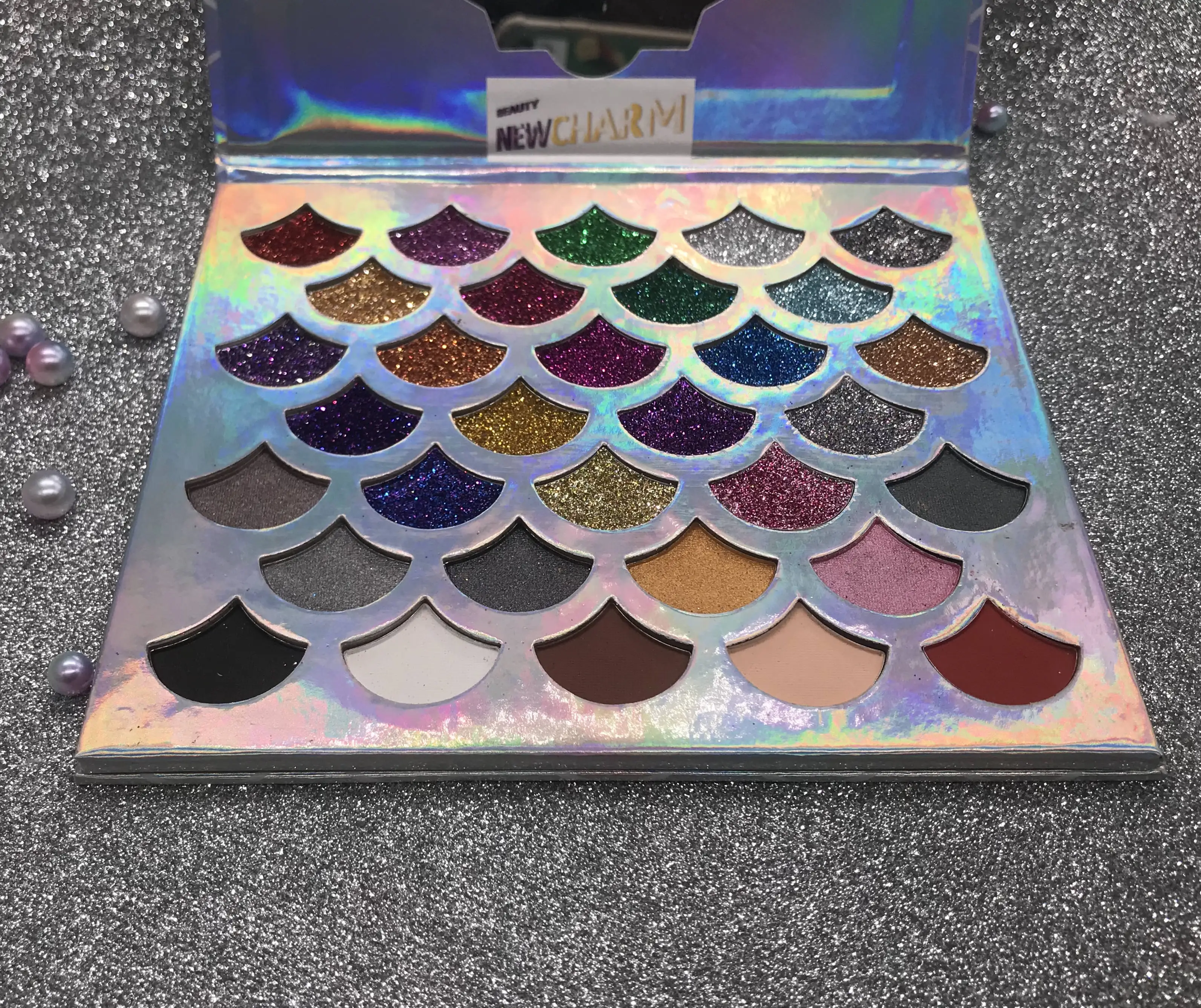 Vegan Holographic Mermaid Glitter Eyeshadow Palette With Private Label