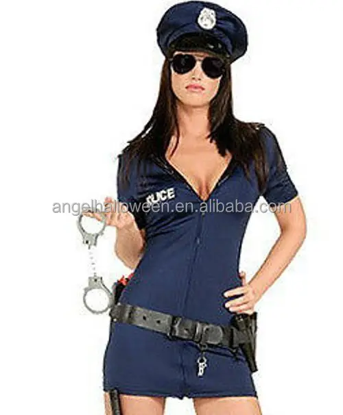 Сексуальная дама полицейский в чулках