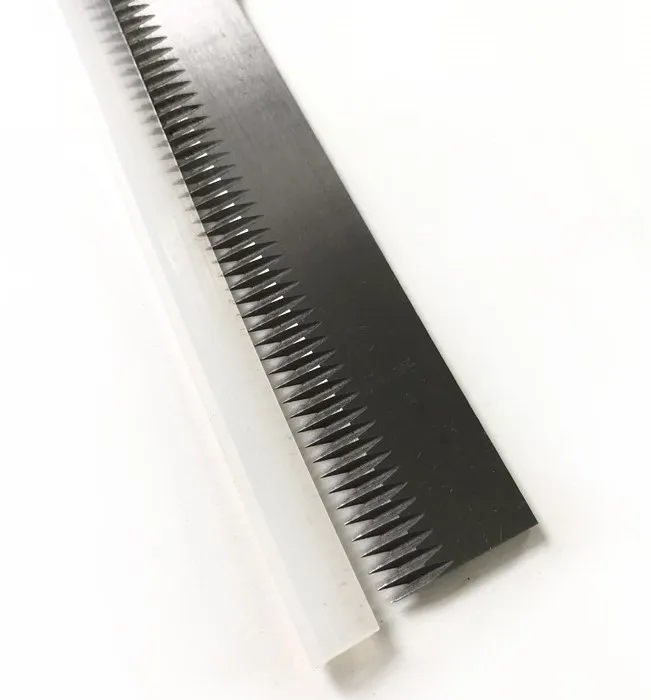 Packing Knives