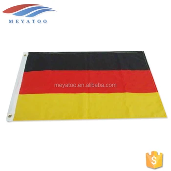 Roja blanca amarilla bandera