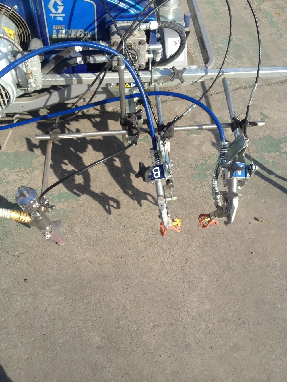 Graco Cold Spray Road Marking Machine Buy Graco Road Marking Amchine