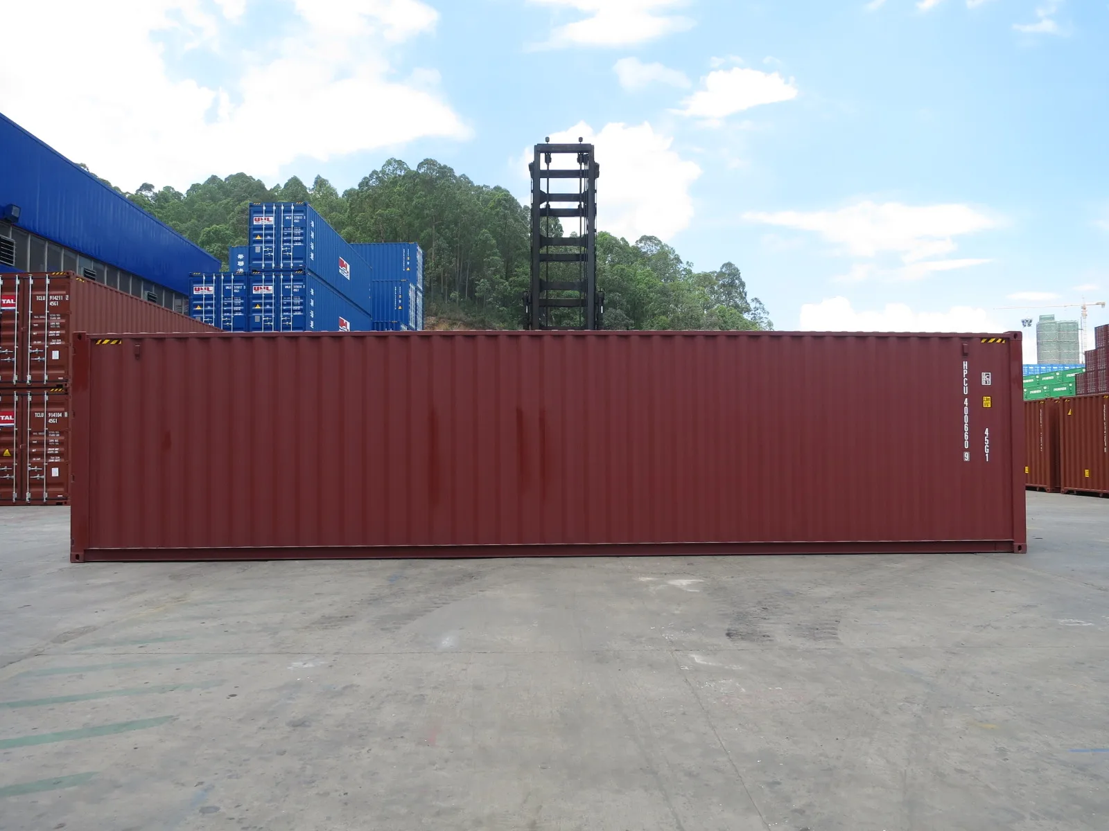 construction of standard shipping container