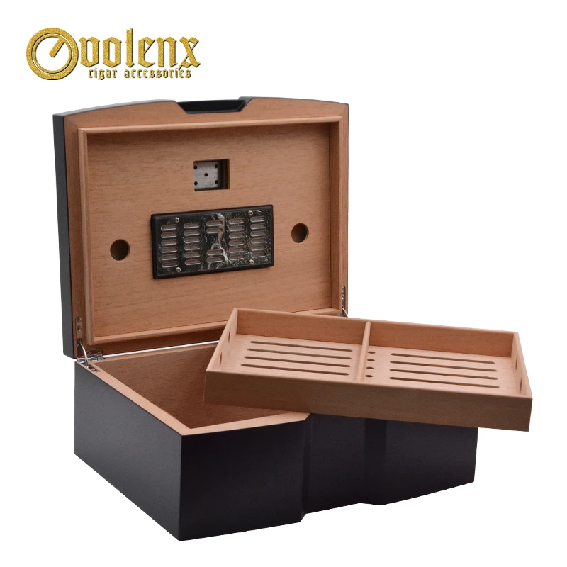 cigar humidor box.jpg
