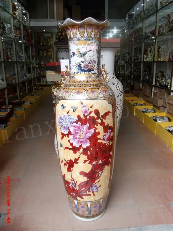 About 1m tall Chinese Ceramic Tall