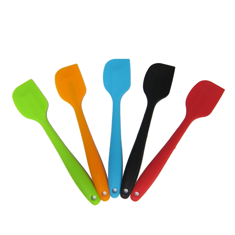 Plastic Scraper/portable Silicone Rubber Spatula/scraper For Pastry