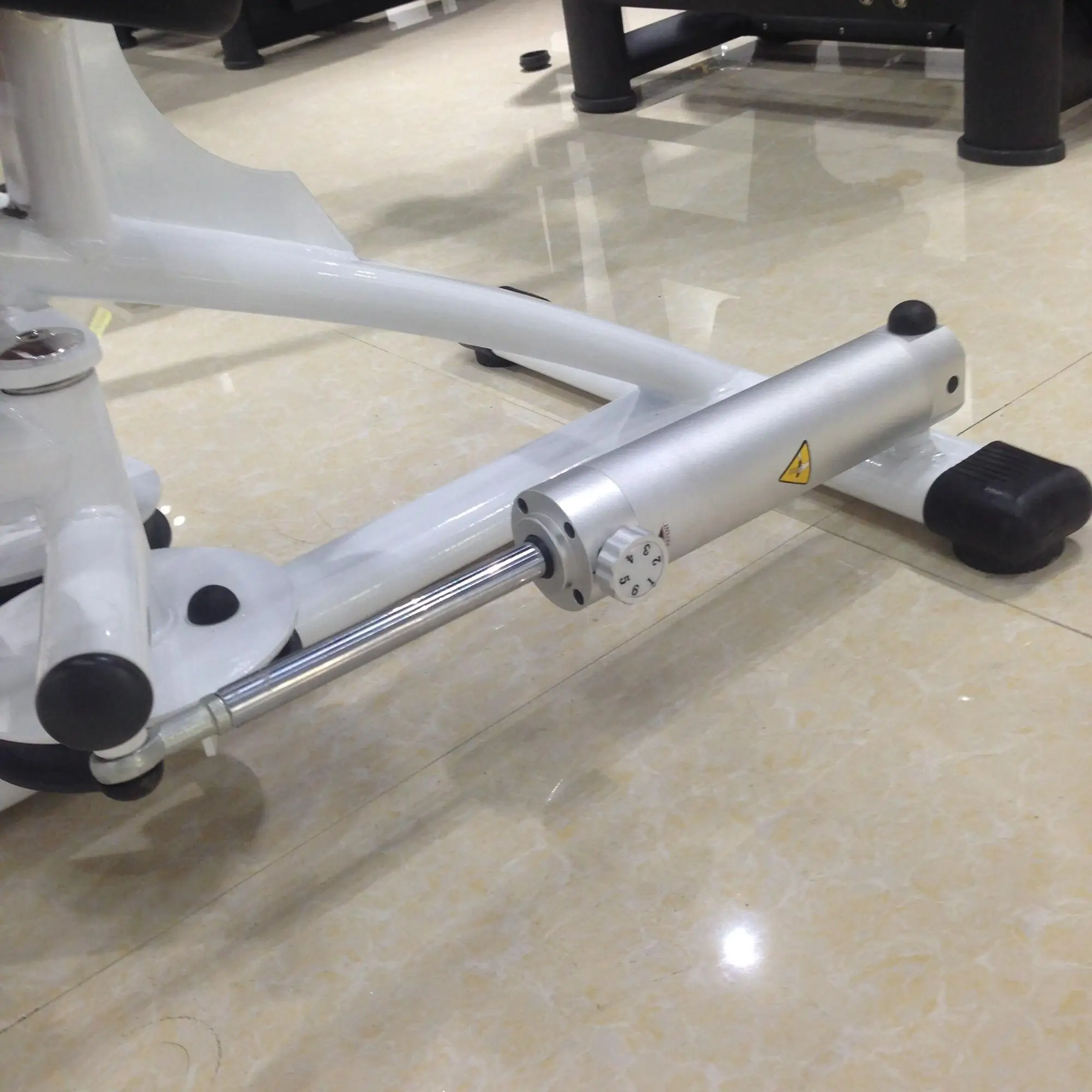 Indoor Weights Fitness Equipment 2022 H6 Hip Abductor/hydraulic Gym For