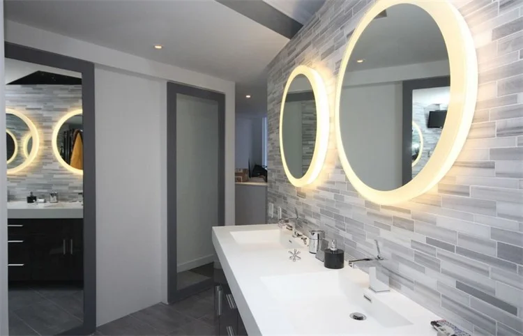 modern round mirror.jpg