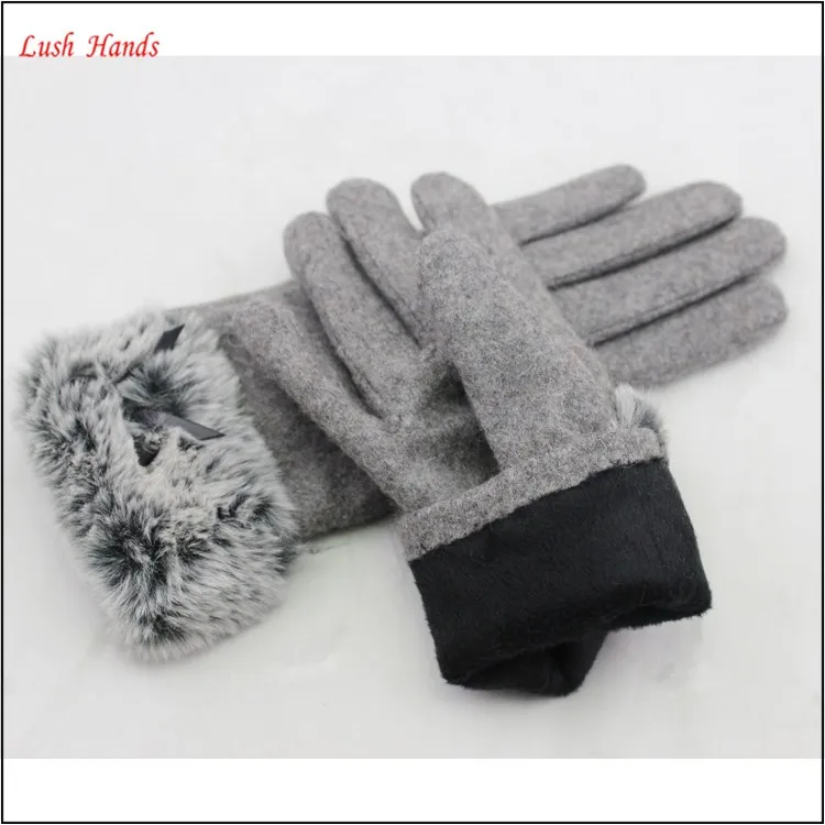 ladies winter warm grey woolen hand gloves with fur