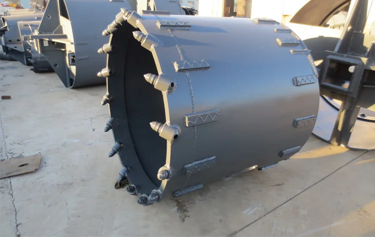 Double cut flat drilling bucket