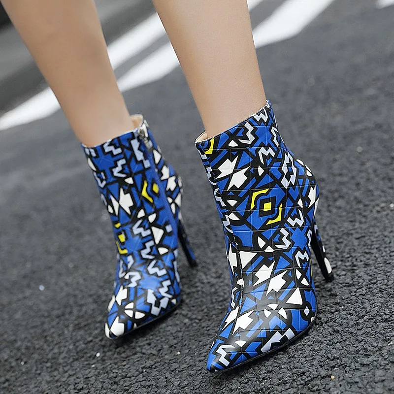 pointed leopard booties