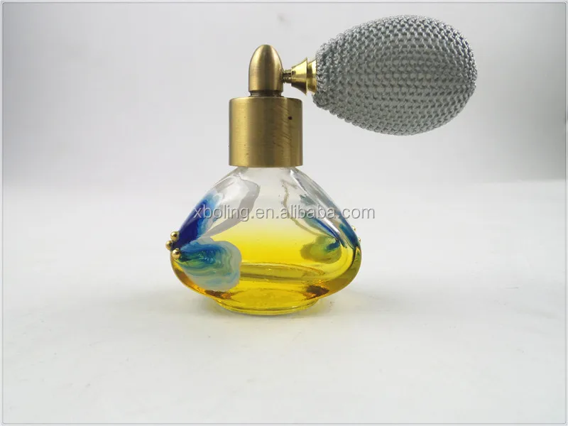 ancienne bouteille de parfum