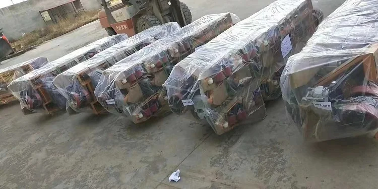 China factory 0.5 Ton -2 Ton Manual Hand Stacker Hand Operated Forklifts