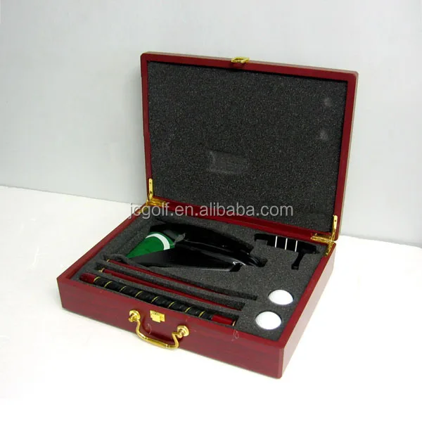Red Wooden Box Office Indoor Golf Automatic Putting Set Red Wooden Box Office Indoor Golf Automatic Putting Set