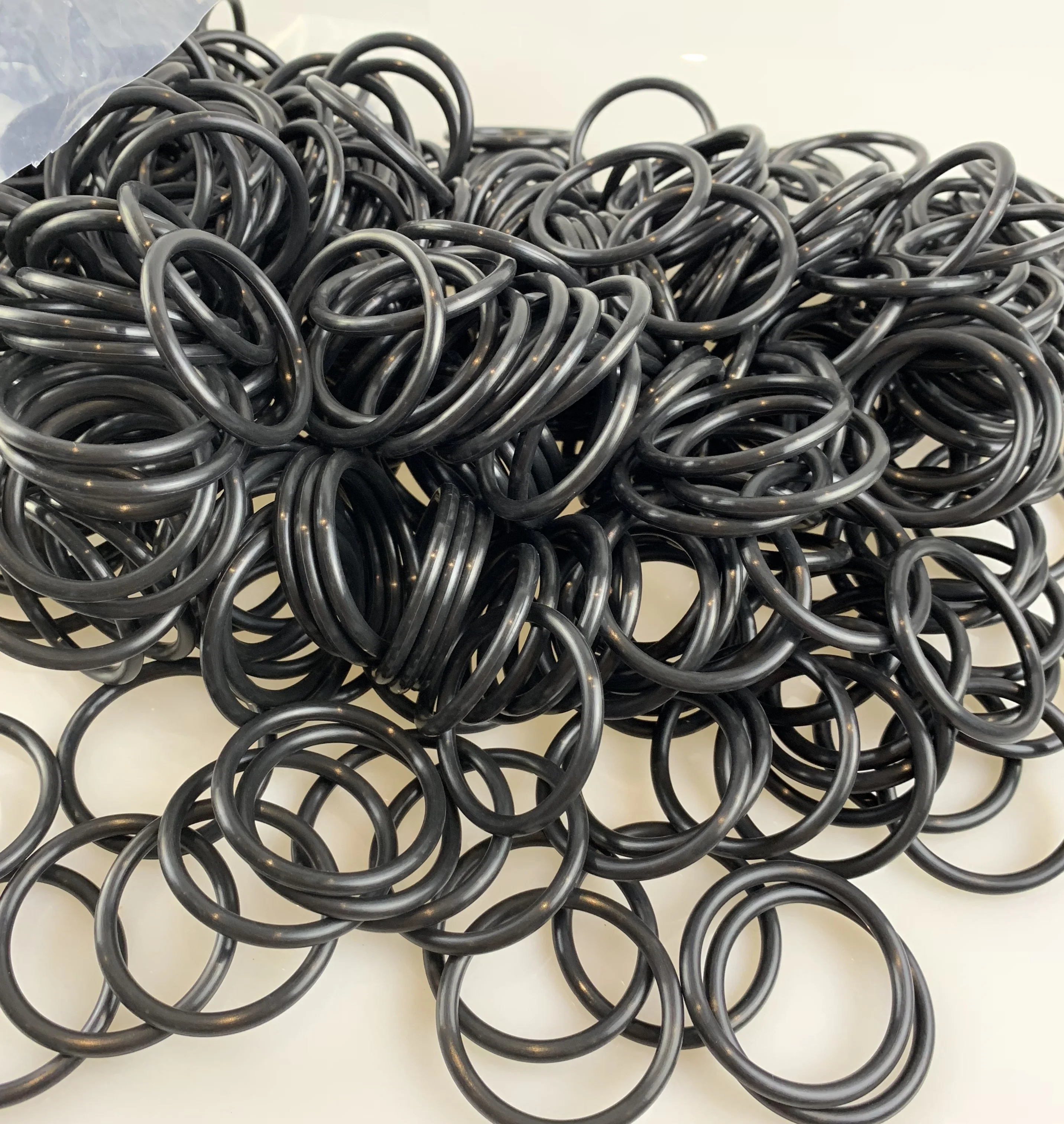 7.5 8 8.4 9.2mm Silicone Rubber O Rings Nr Cr Nbr Epdm Rubber Orings ...