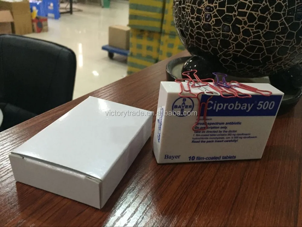 magnetic paper clip holder