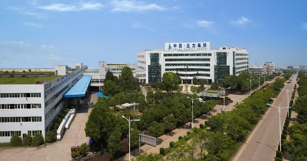 pvc 涂层和单板涂层实心木门设计浴室门设计使用内部位置出售