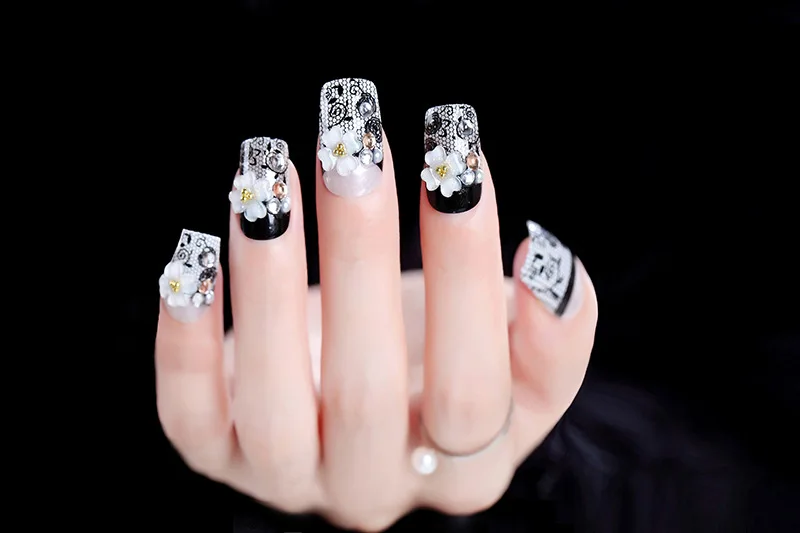 24ピース 箱クリスタルフラワー黒人女性ネイルチップ美しいネイルアートアクセサリーal18 Buy ネイルアートアクセサリー 黒ネイルのヒント 花爪 Product On Alibaba Com
