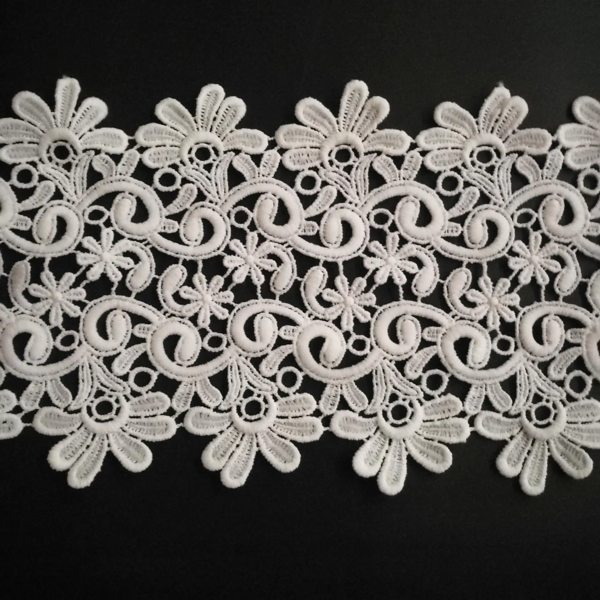 Vintage Style Polyester Wedding Lace Trimming For Beautiful Dress
