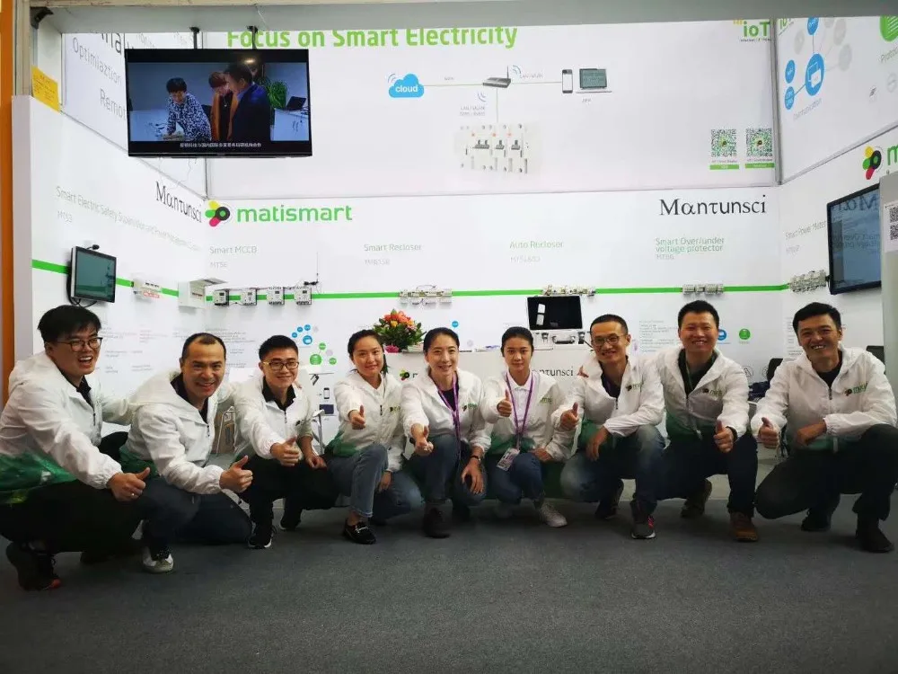 Smart Automatic Recloser Reset Circuit Breaker Type B 40a 63a Circuit