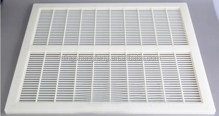 Chinese bees plastic horizontal quuen excluder.png