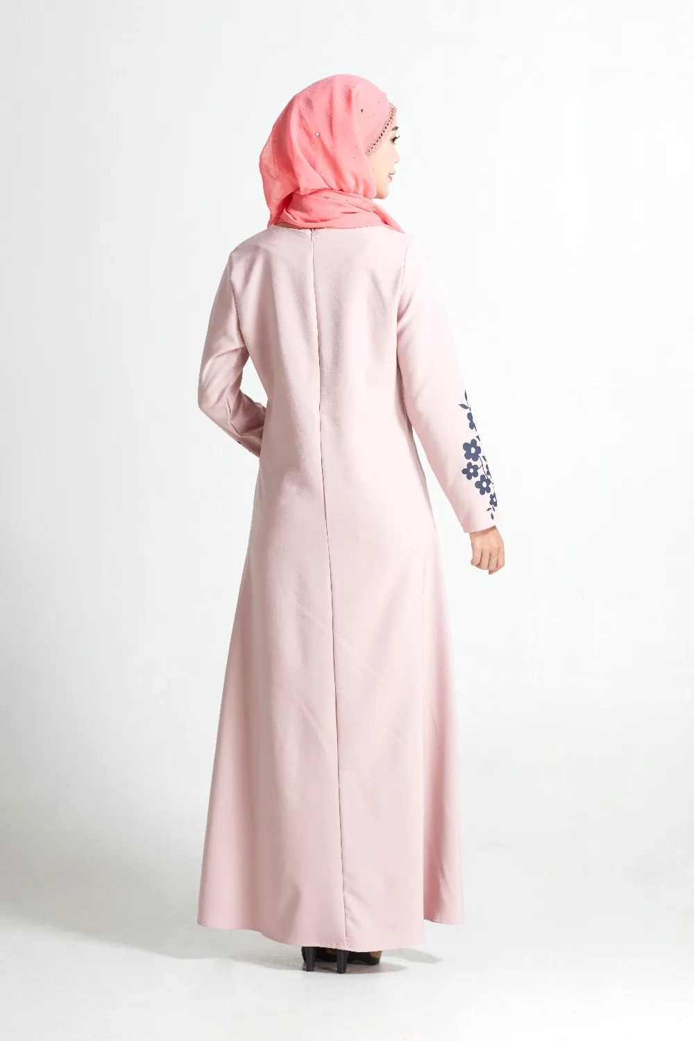 专业工厂供应 khimar 花式穆斯林长袖马克西连衣裙 abaya