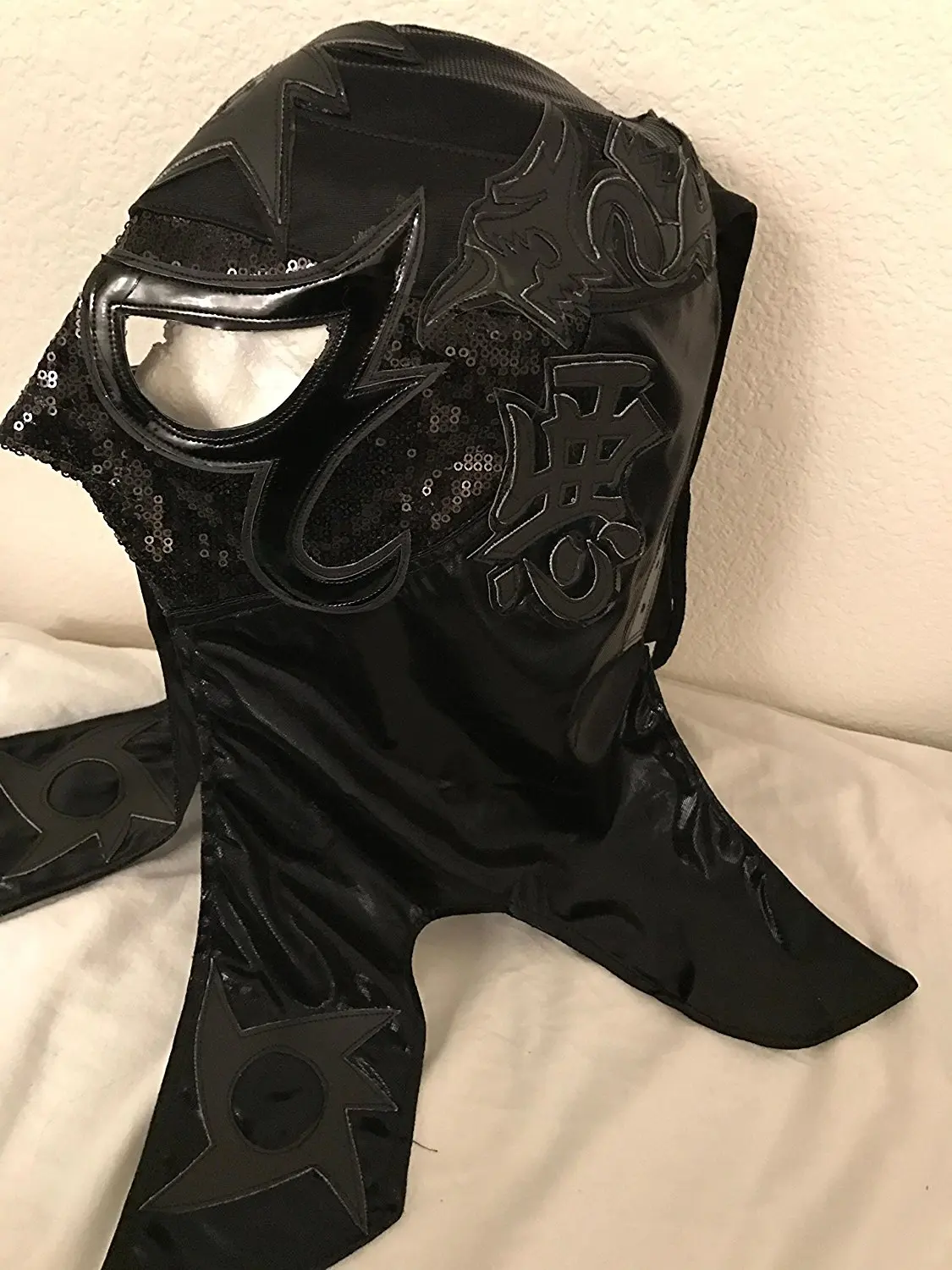 All that black mask
