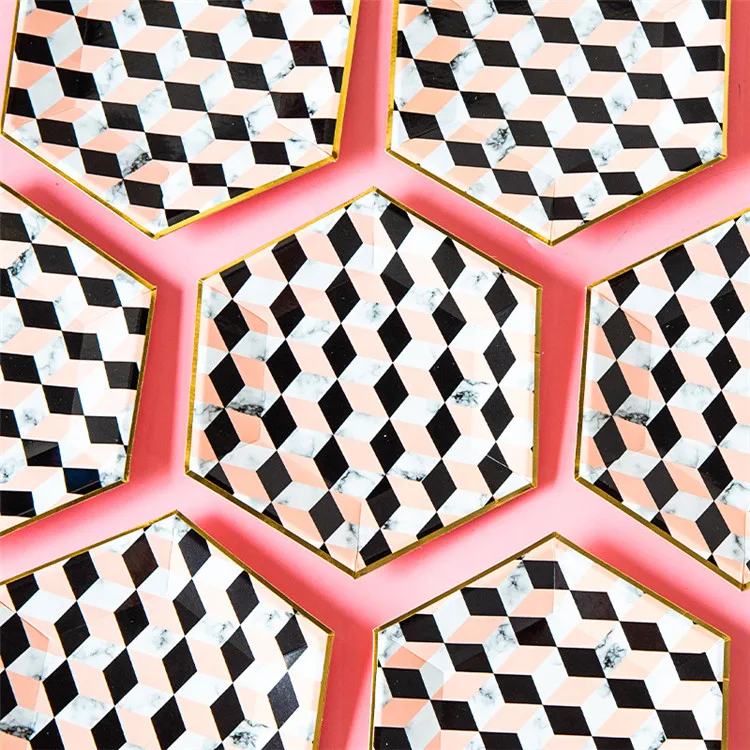 白色和黑色菱形六角一次性纸盘子套装