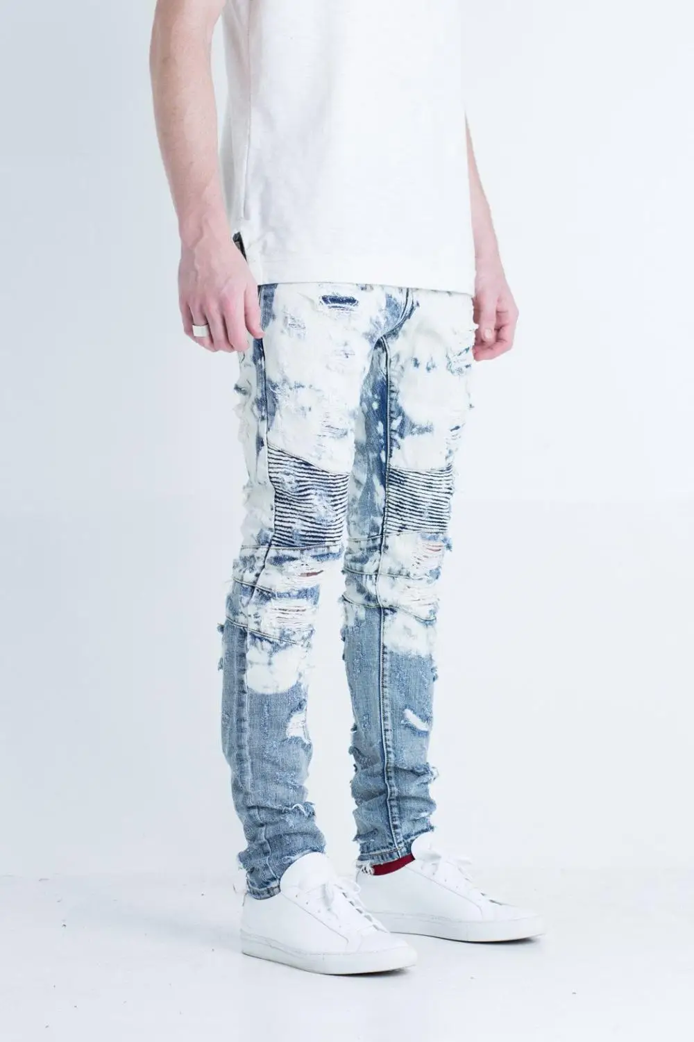 Blue Bleach (4).jpg