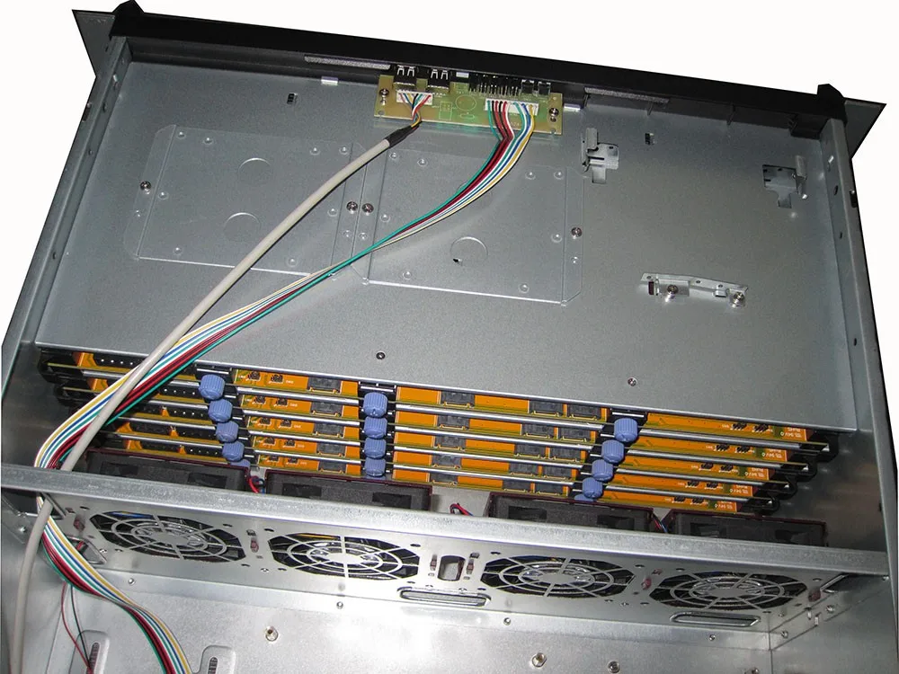 4u waterproof server rack cabinet/chassis/cabinet 20 x hot-swap SATA/SAS 6G hard drive bay.jpg