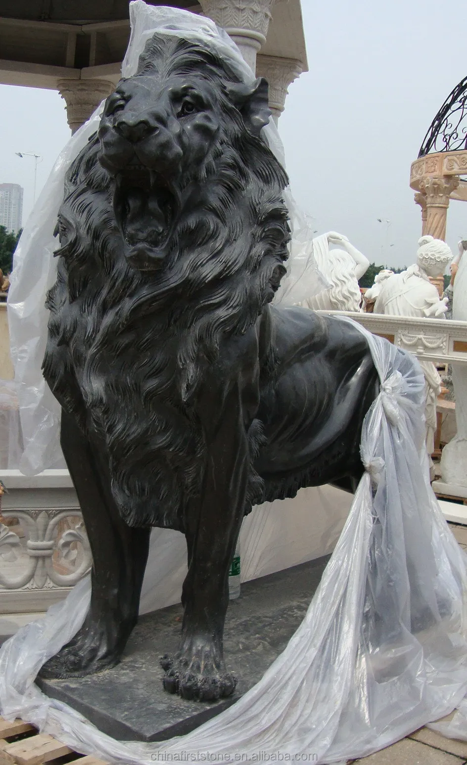 Zhengzhou Black Lion Marble Lion Sculpture