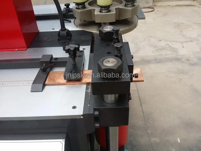 1. CNC multifunction busbar processing machine 303ESK(zt5)03
