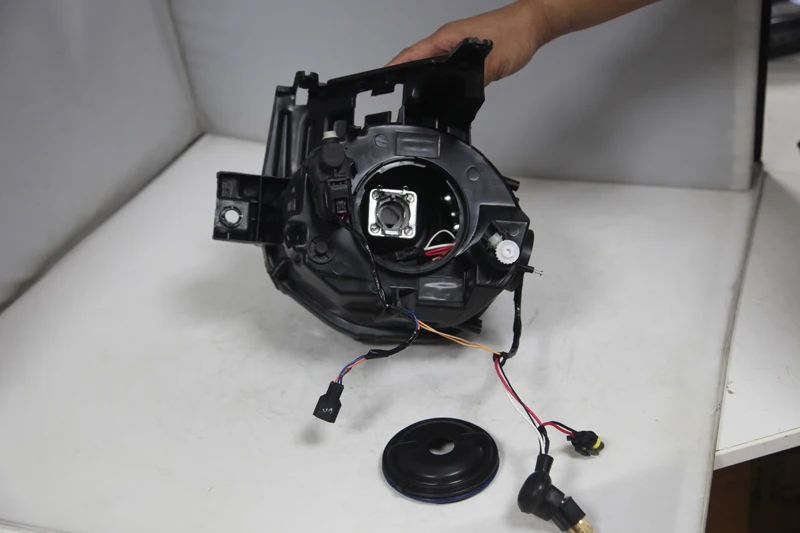 For NISSAN Juke for Infiniti ESQ LED Head Light Black Housing