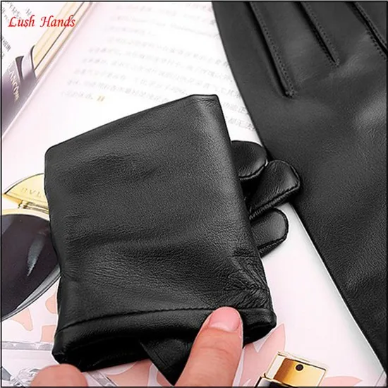 lady's finger and thumb touch-screen smart fitness leather gloves for wholesale