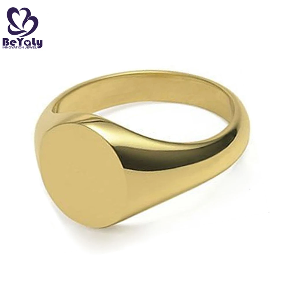 Yeni Trend: Altın Mühür Signet Yüzükler Yeni Trend: Altın Mühür Signet Yüzükler