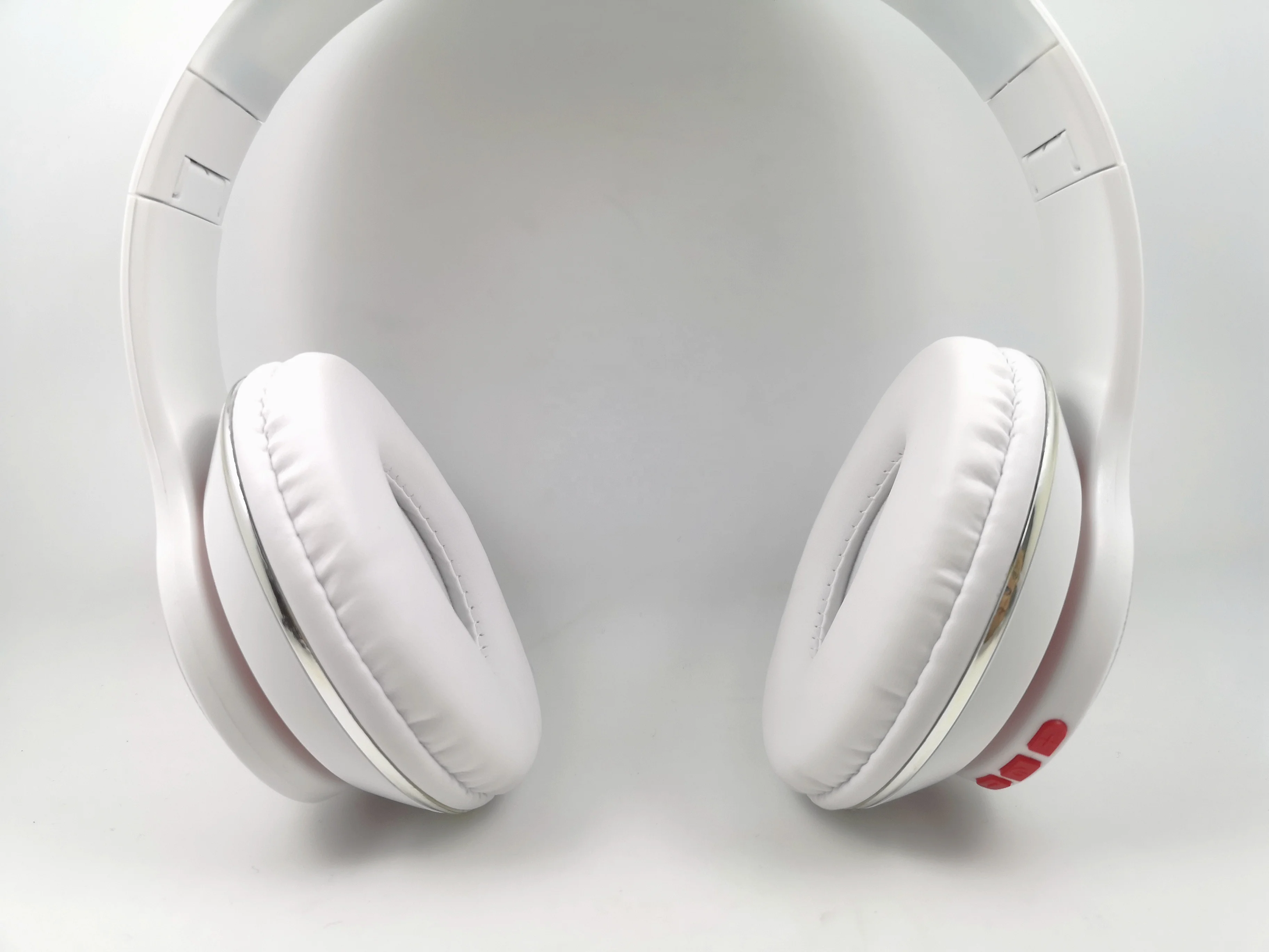 CY-205 BT white (4).jpg